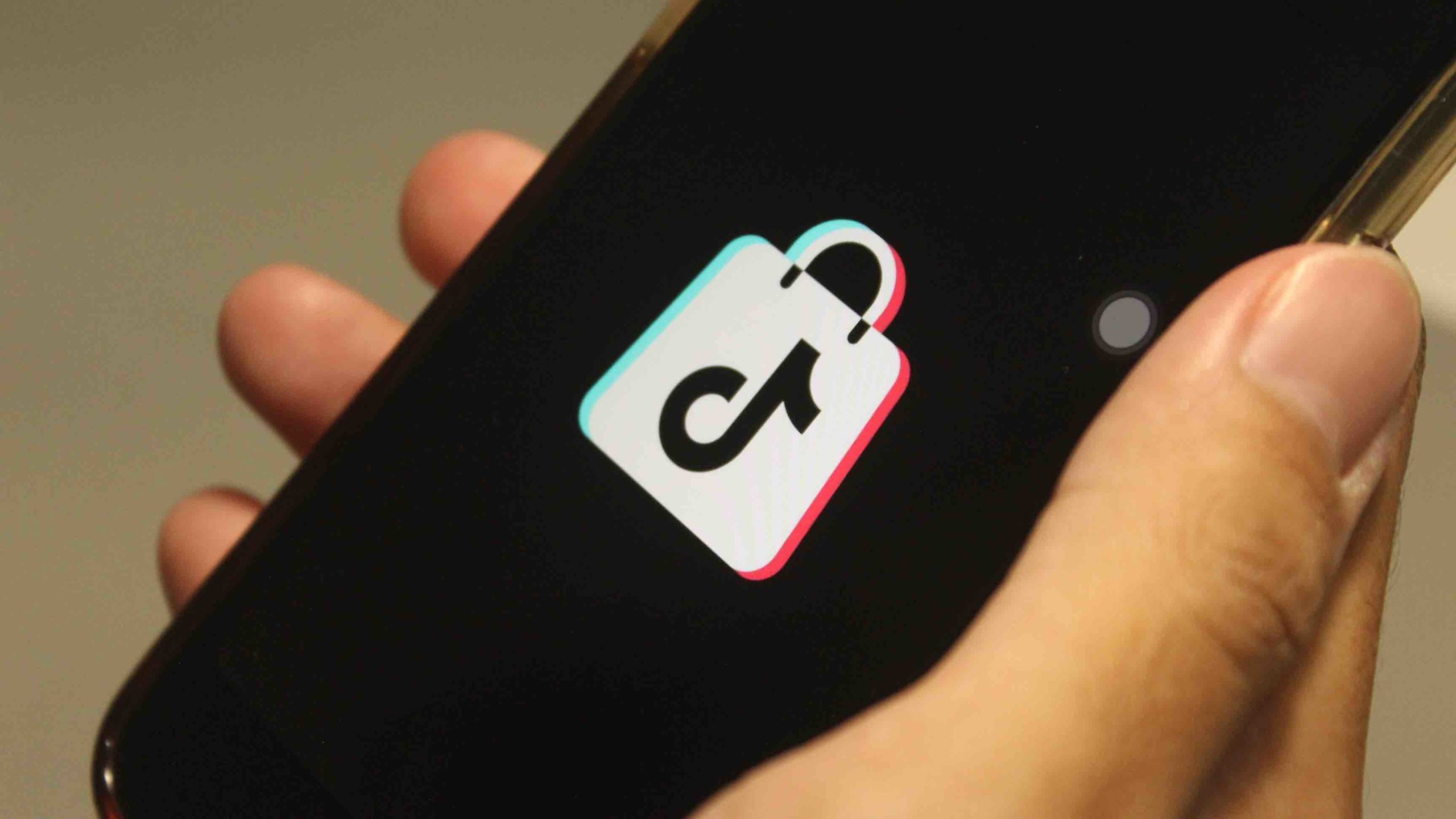 <h2>TikTok Shop: Todo lo que necesitas saber para vender y comprar en la plataforma de moda</h2>